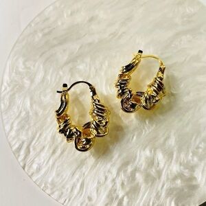 Gold knotted hoop vintage earrings